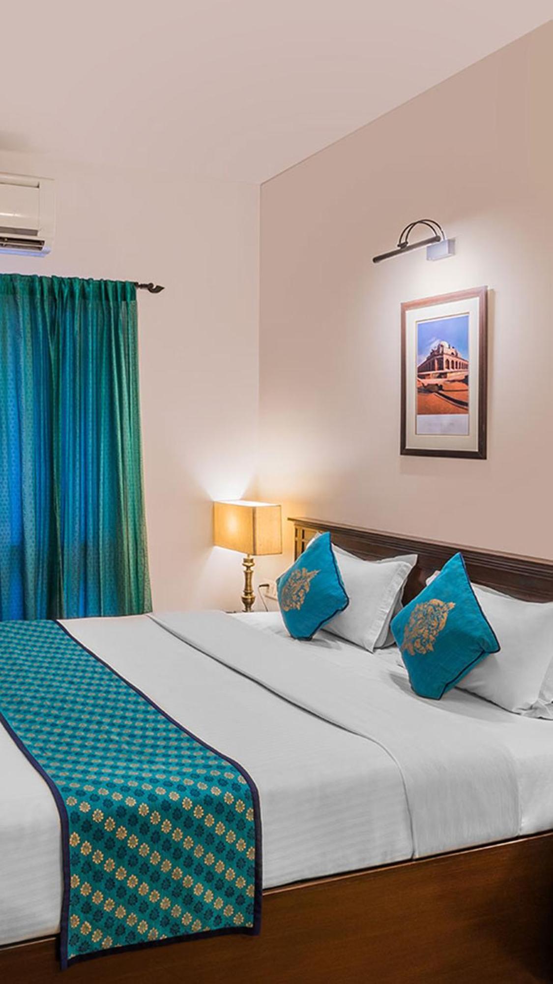 Airport Hotel Golden Bliss Near Delhi Airport Nueva Delhi Exterior foto