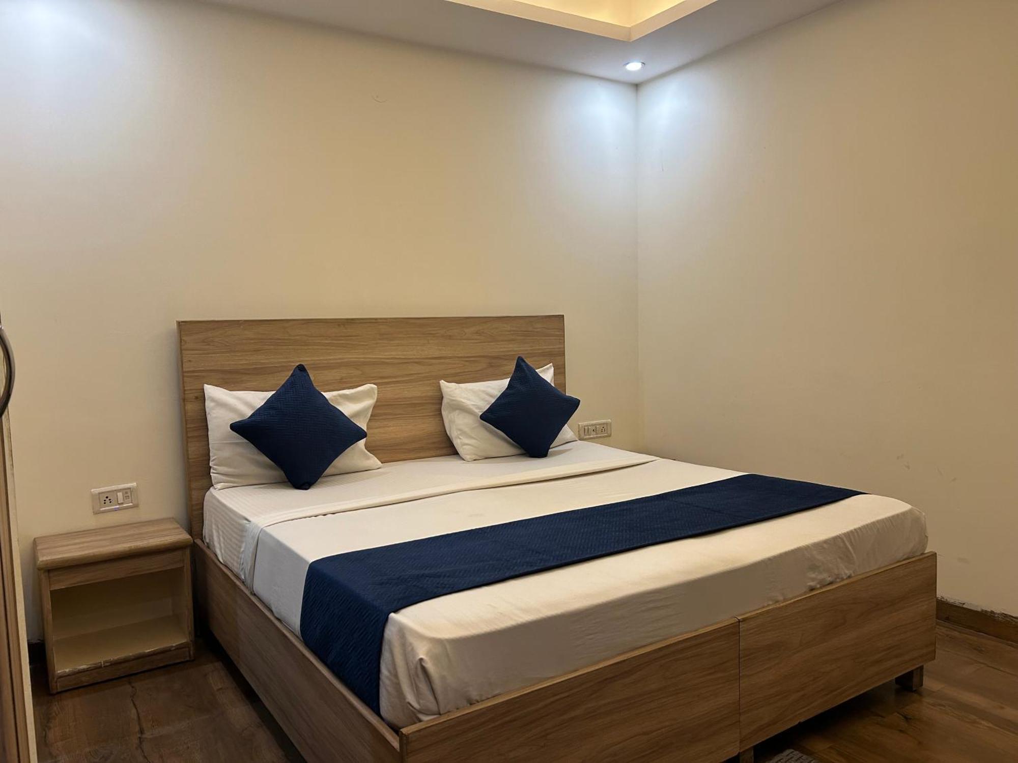 Airport Hotel Golden Bliss Near Delhi Airport Nueva Delhi Exterior foto